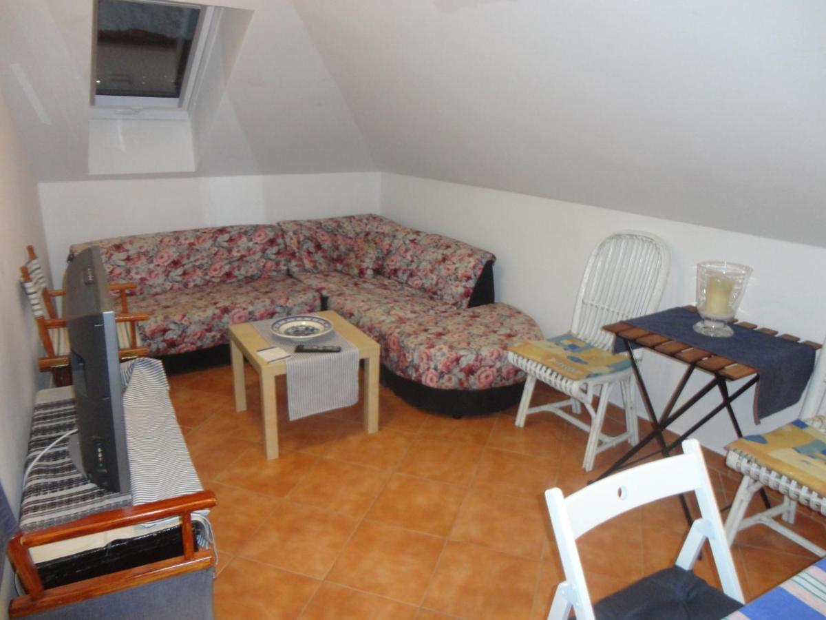 Apartment Gliha Jelsa  Buitenkant foto